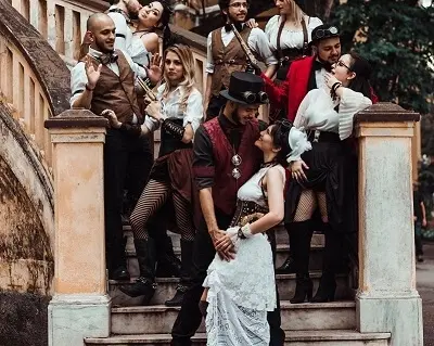 happy clients using easy cab india cab services