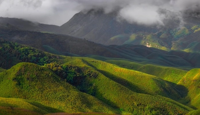 dzukou valley taxi service north east india travel