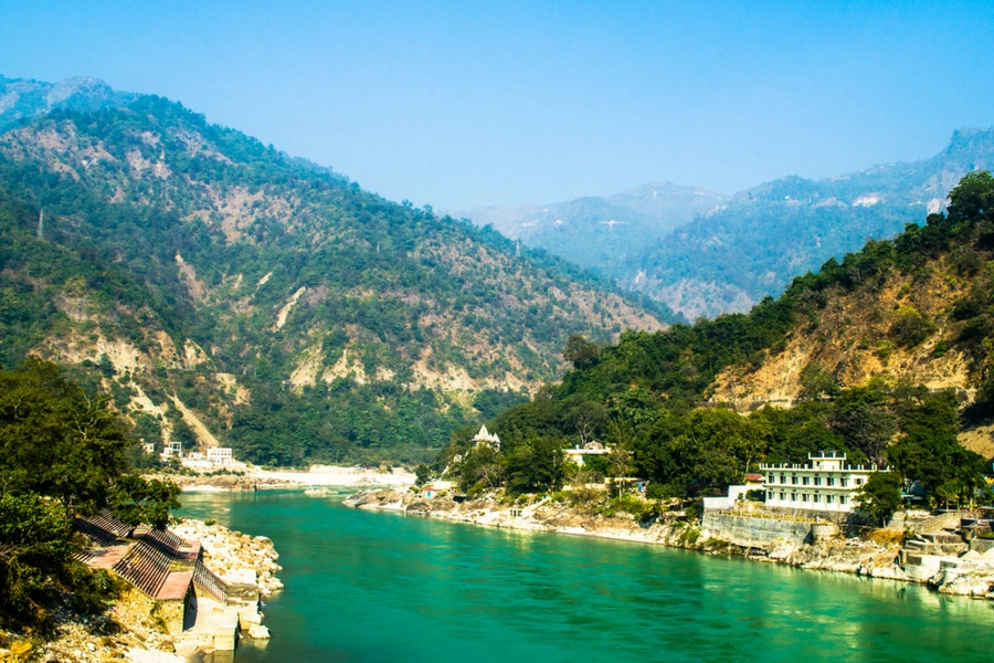 rishikesh hill travel taxi service adventure destination india